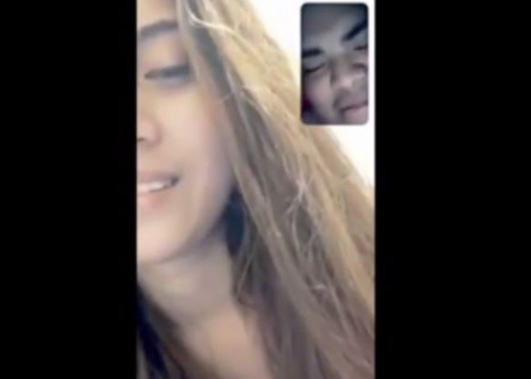 Nagpalabas Ng Libog Sa Video Call