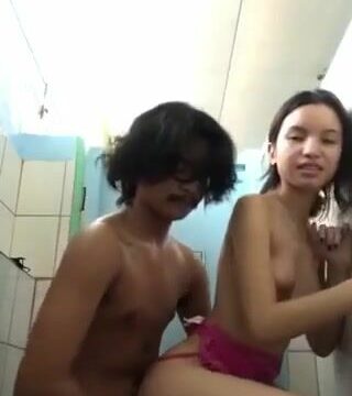 Cute girl public toilet sex