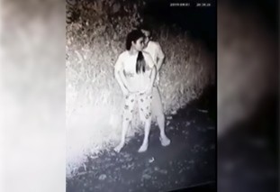 Viral Quickie SEX sa Gilid ng Kalsada, Huling Huli sa CCTV