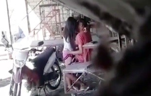 Viral BOSO Sinalsal at Chinupa ang Boyfriend sa Bakanteng Lote