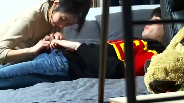 Hot Korean girl sucking off BF