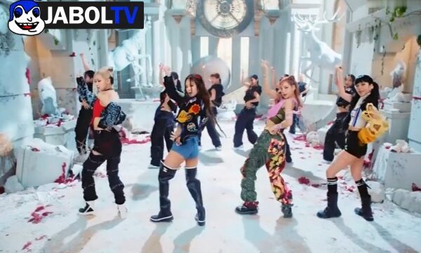 BlackPink – Pink Venom [JABOL MV]