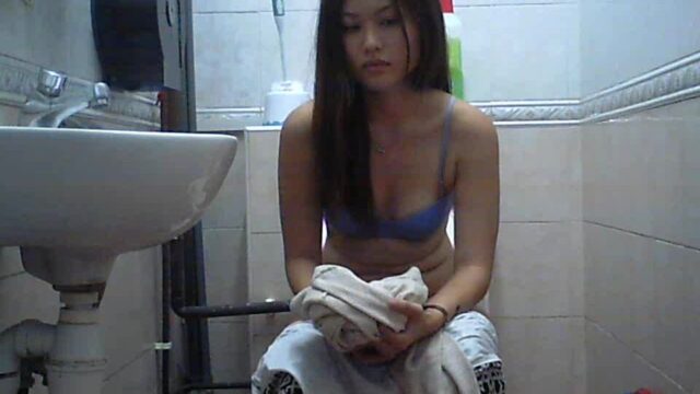 spy cam in singapore public toilet [4]